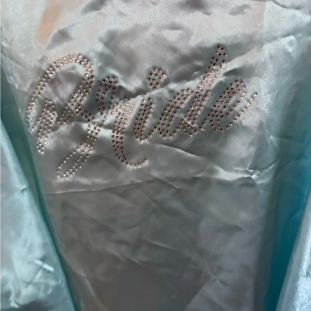 Bride Robe - Picture 2 of 5